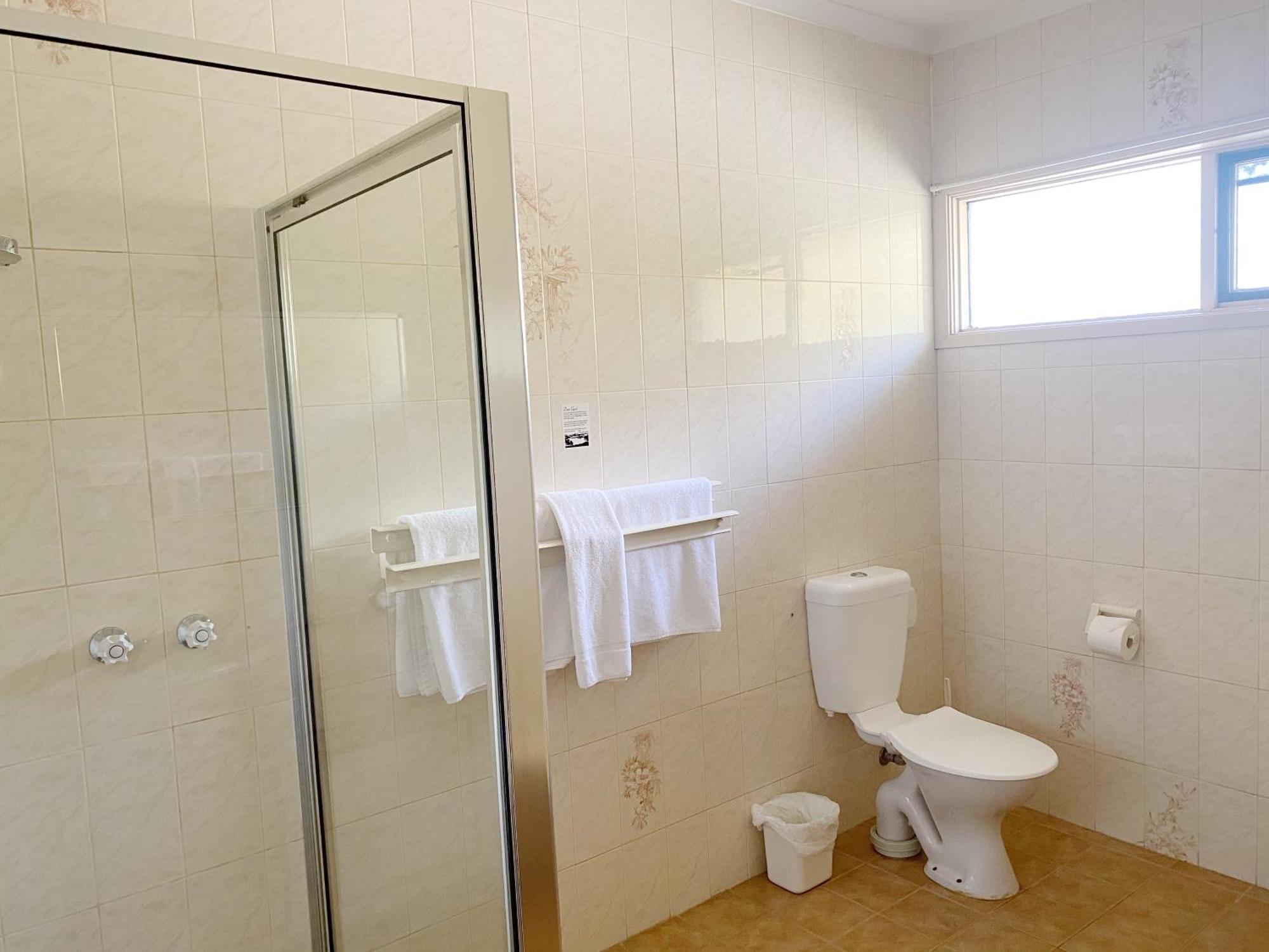 Golden Chain Country Plaza Motel 霍尔斯加普 外观 照片